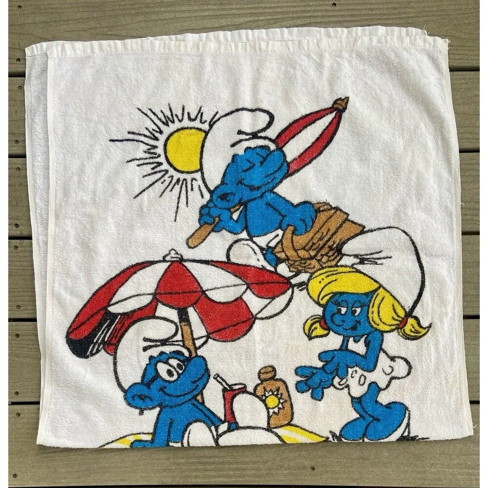 Vintage 1980’s Smurfs White Beach Towel Papa Smurf Surfing Peyo Brainy Smurfette